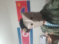 8943